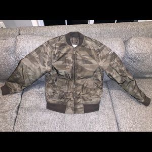 Kids camo bomber jacket